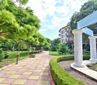 Estreya_Garden