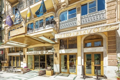https://travelcard.bg/uploads/images/hotel-imperial-palace-greece-66f2be7decaec.jpg
